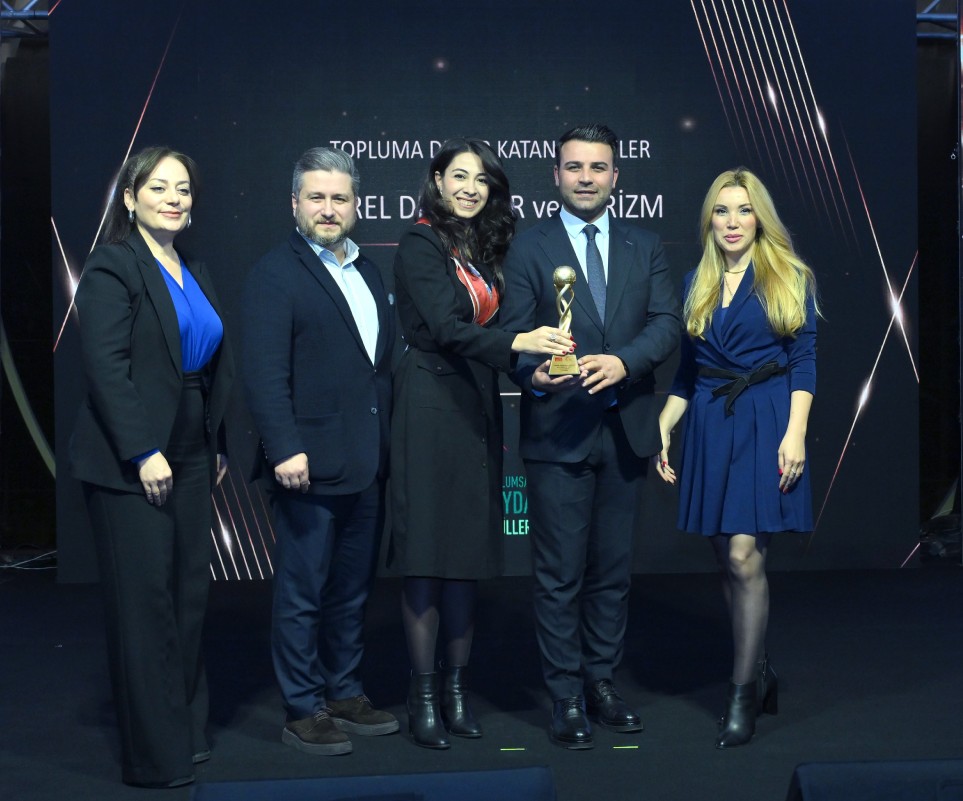 “Zirvenin Şefleri”ne Anlamlı Ödül