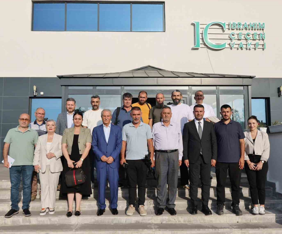 IC Holding Yönetim Kurulu Başkanı İbrahim Çeçen, Ağrı’da Gazetecilerle Bir Araya Geldi