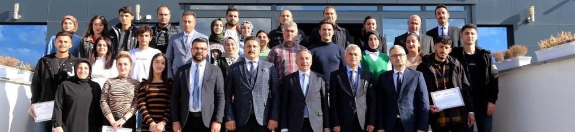 IC VAKFI'NDA TURİZM SEKTÖRÜNDE ARA ELEMAN EĞİTİMİ